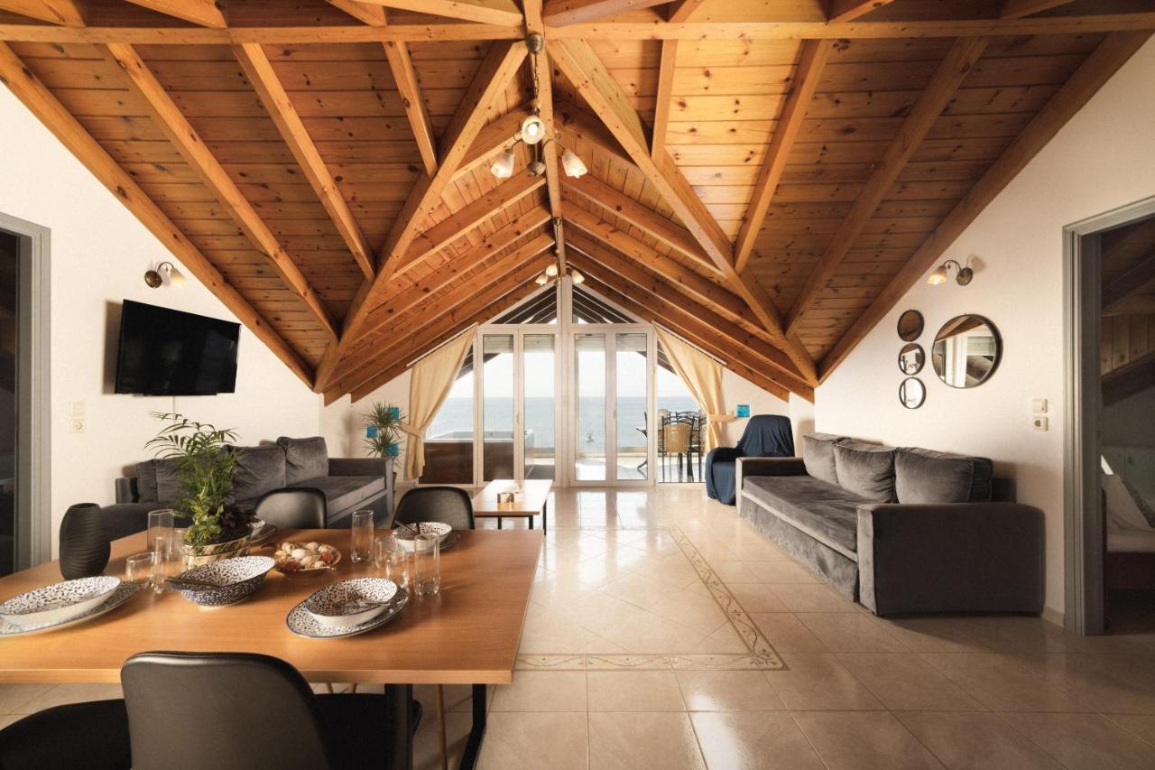 George Beachfront Apartments Lithakia  외부 사진