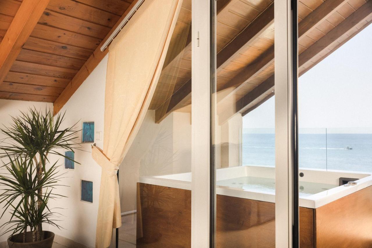 George Beachfront Apartments Lithakia  외부 사진